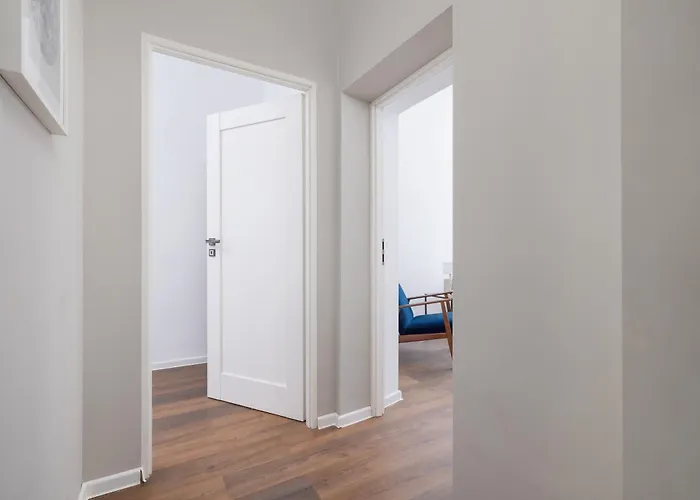 2-bedroom With Balcony - Dluga 65 Street Krakau