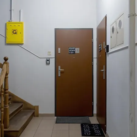 公寓 2-bedroom With Balcony - Dluga 65 Street *