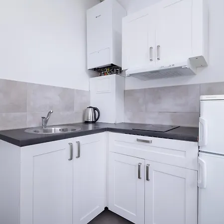 Silver Chic Oasis-2Br With Balcony-Old Town Apartment Krakow